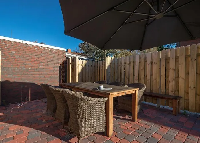 Апартаменты Hus Op Eck